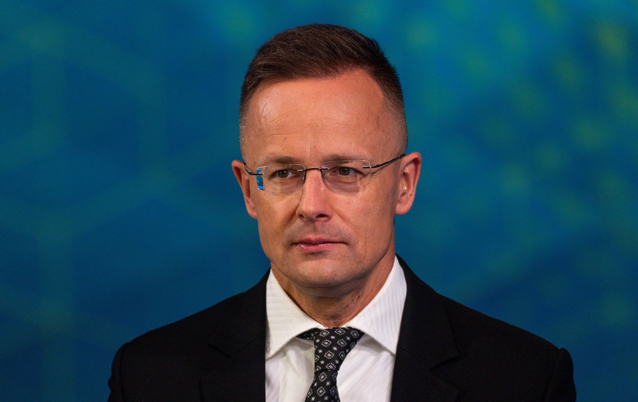 Сійярто знову звинуватив Україну у "посяганні на суверенітет" та попередив про можливі наслідки.